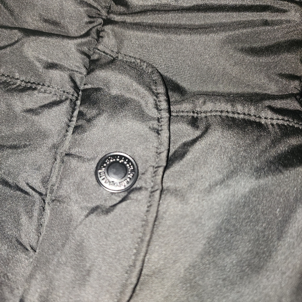 Puffer Vest - Picture 9 of 13
